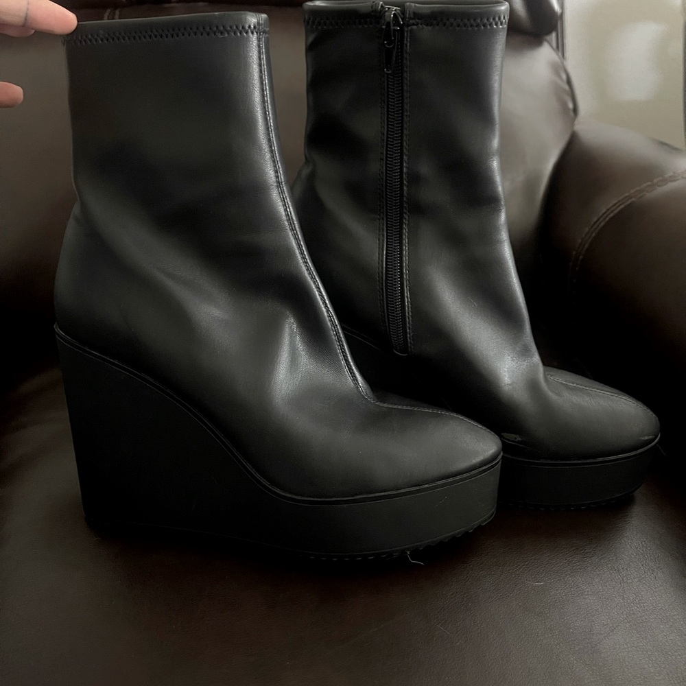 Steve Madden 3in. Wedge booties